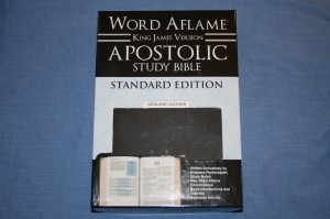 Apostolic Study Bible 001